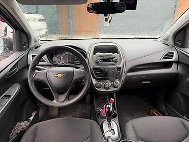 rd 1: Chevrolet Spark: 2020 г., 1 л, Автомат, Бензин — 5