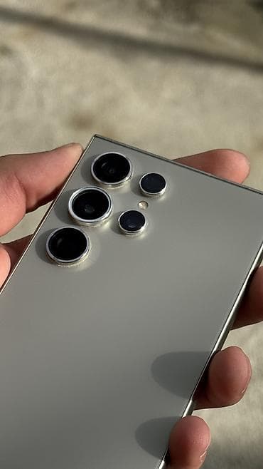 samsung galaxy a50: Samsung Galaxy S24 Ultra, Б/у, 256 ГБ, цвет - Бежевый, В рассрочку, 1 SIM — 4