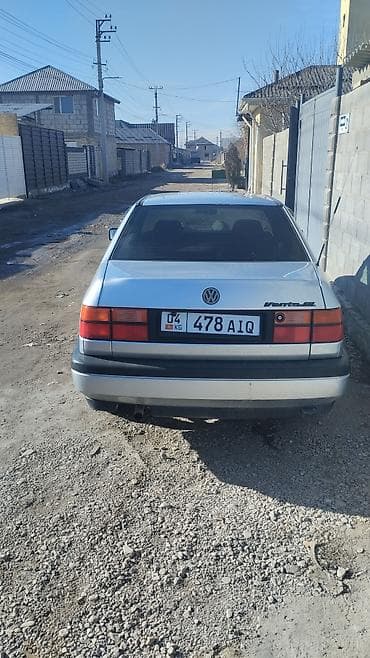 srv 2: Volkswagen Vento: 1993 г., 1.8 л, Механика, Бензин, Седан — 4