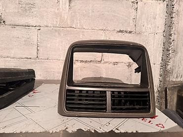 fmz 250: Центральная консоль Toyota 2000 г., Б/у, Оригинал, Япония — 2