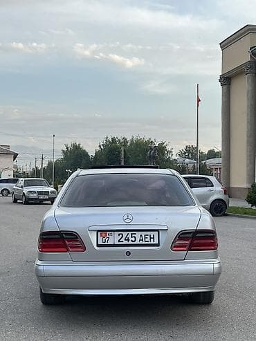 Продажа авто: Mercedes-Benz E-Class: 2000 г., 2.4 л, Механика, Газ, Седан — 5