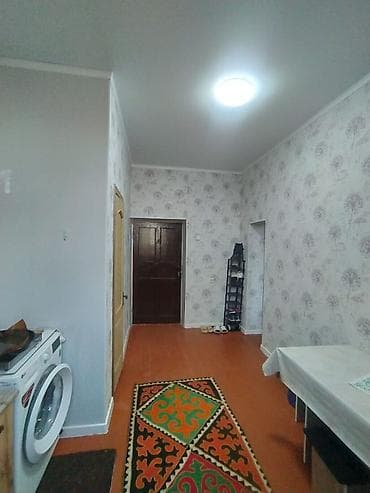 flat osh: 1 комната, 30 м², Пишпек Хрущевка, 2 этаж, Косметический ремонт — 1