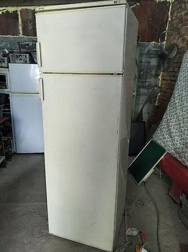 Холодильник Indesit, Б/у, Двухкамерный — 2