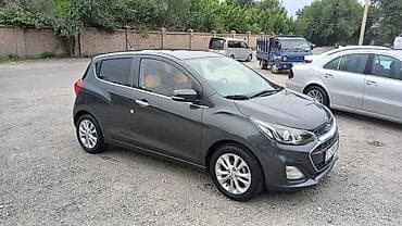 Chevrolet Spark: 2019 г., 1 л, Автомат, Бензин, Хетчбек