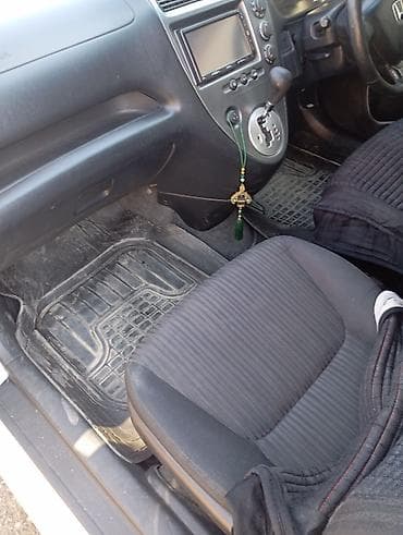 fit 2: Honda Civic: 2002 г., Хэтчбэк — 9