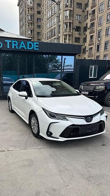 corolla: Toyota Corolla: 2021 г., Автомат, Бензин, Седан — 1