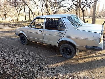 бора фольсваген: Volkswagen Jetta: 1988 г., Седан — 6