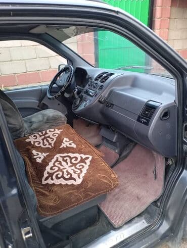 продаю mercedes vito: Mercedes-Benz Vito: 1999 г., 2.2 л, Механика, Дизель, Минивэн — 5