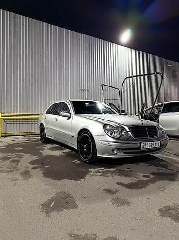 Mercedes-Benz E-Class: 2004 г., 3.2 л, Автомат, Бензин, Седан — 4
