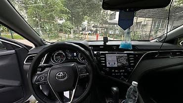 купить мерс с: Toyota Camry: 2017 г., Вариатор, Гибрид, Седан — 4