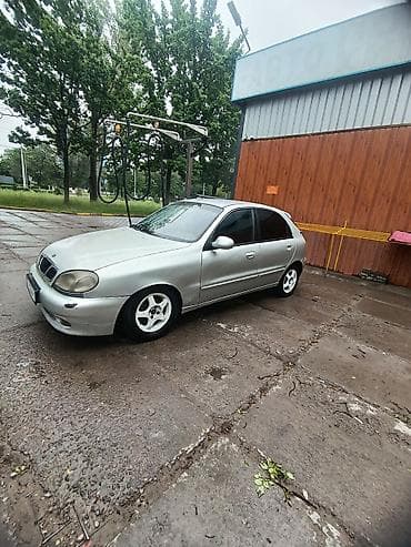 авто без права: Daewoo Lanos: 2000 г., Механика, Хэтчбэк — 4