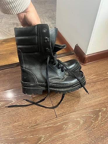 Берцы 39 размерновые,отл.состояние at lalafo.kg Берцы 39 размерновые,отл.состояние