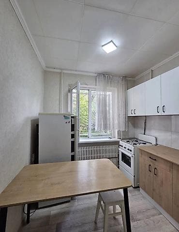 Продажа квартир: 1 комната, 33 м², 104 серия, 1 этаж, Старый ремонт — 4