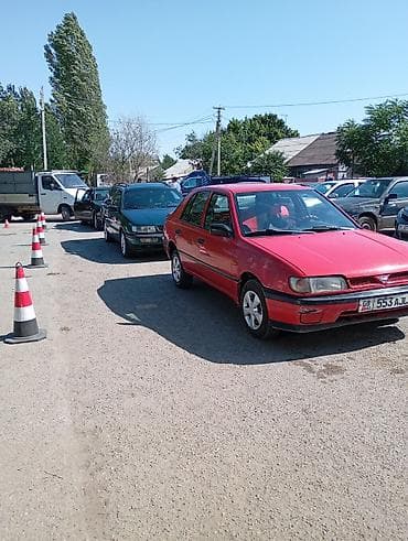 Унаа сатуу: Nissan Sunny: 1993 г., 1.4 л, Кол менен иштөөчү, Бензин, Хетчбек — 3