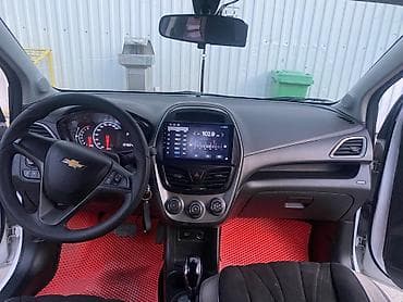 вариант кей джи: Chevrolet Spark: 2020 г., 1 л, Вариатор, Бензин, Хэтчбэк — 5