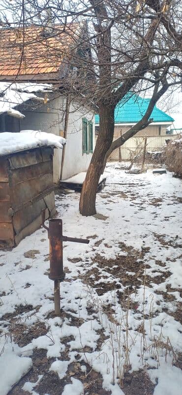 Үйлөрдү сатуу: Үйдүн жарымы, 30 м², 1 бөлмө, Кыймылсыз мүлк агенттиги — 7