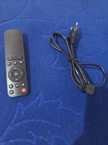 xbox one: Игровой проектор 2-в-1 с беспроводными геймпадами Комплектация: - — 1