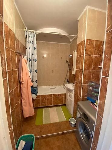 кок жар хата: 3 комнаты, 70 м², 12 мкр 106 серия, 8 этаж, Старый ремонт — 7
