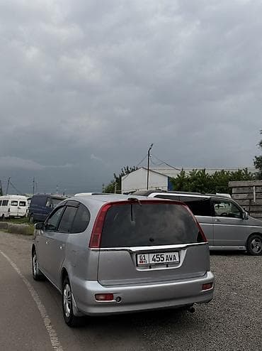 Honda Stream: 2002 г., 1.7 л, Автомат, Бензин, Универсал — 3