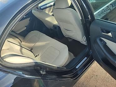 Volkswagen: Volkswagen Jetta: 2011 г., 2.5 л, Ручные, Бензин, Седан — 4