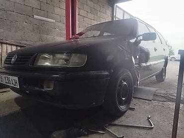prado 70: Volkswagen Passat Variant: 1994 г., Универсал — 4