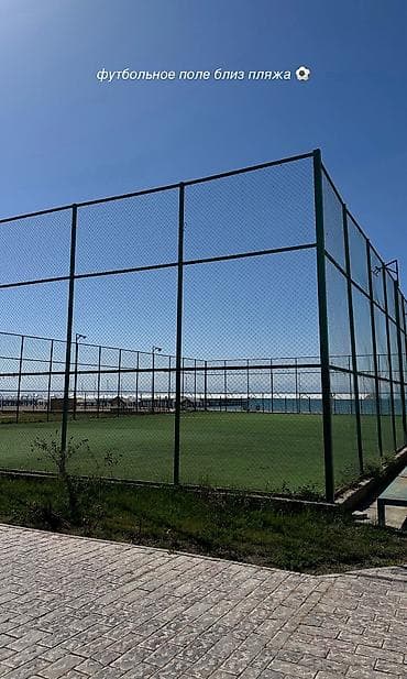 аренда квартира в караколе: Сдается уютная квартира на берегу озера Иссык-Куль, расположенная в цо — 10