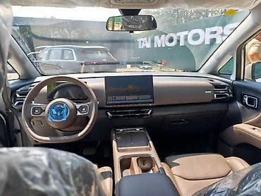 spark 2012: Wuling Startlight 730 PHEV— семейный 7‑местный минивэн с современным — 9