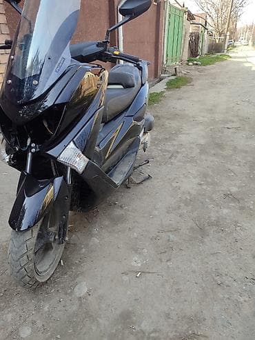 Мотозапчасти и аксессуары: Макси-скутер 175 куб. см, Бензин, Б/у — 5