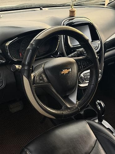 byd leopard 7: Chevrolet Spark: 2016 г., 1 л, Автомат, Бензин, Хэтчбэк — 4