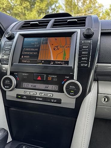e klass: Toyota Camry: 2012 г., 2.5 л, Автомат, Бензин, Седан — 6