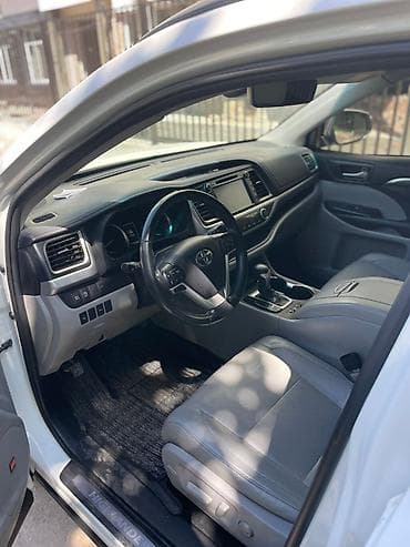 Продажа авто: Toyota Highlander: 2019 г., 3.5 л, Автомат, Бензин, Кроссовер — 5
