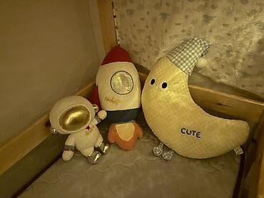 1 спальная кровать: В комплекте матрас,подушки,игрушки,гирлянда Детская кровать-домик из — 4