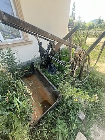 мотор водный: Трактор колесный 4x4, серия 704 (примерно 70 л.с.), с закрытой — 8