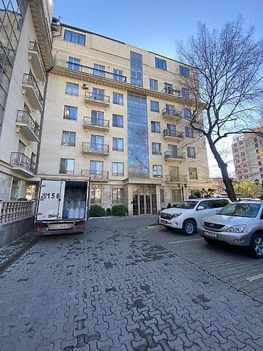 Сдаётся квартира в золотом квадрате Орозбекова/Московская .4 комнаты lalafo.kg да Сдаётся квартира в золотом квадрате Орозбекова/Московская .4 комнаты