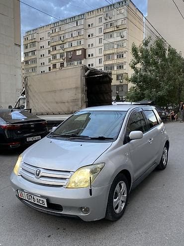 кузов ист: Toyota Ist: 2003 г., 1.5 л, Автомат, Бензин, Хэтчбэк — 3