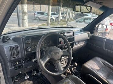 катана на кпп: Isuzu Trooper: 1993 г., 3.2 л, Механика, Бензин, Внедорожник — 7