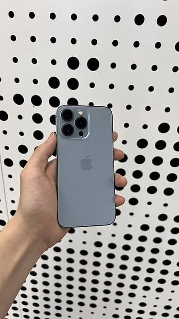 IPhone 13 Pro, Б/у, 256 ГБ, Графит, Защитное стекло, Чехол, В рассрочку, 100 %