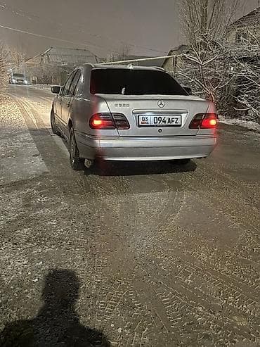 мер 220: Mercedes-Benz E-Class: 2001 г., Автомат, Дизель, Седан — 1