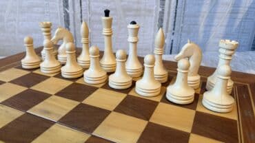 курсы шахмат бишкек: Шахматы советские! Полный комплект. Доска дерево, в отличном — 3