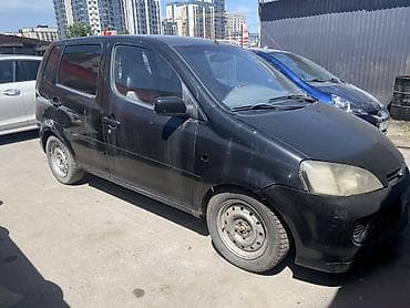 дайхацу юрв: Daihatsu YRV: 2002 г., 1.3 л, Механика, Бензин, Хэтчбэк — 2