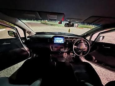 tayota spacio: Honda Edix: 2005 г., Автомат, Бензин — 3