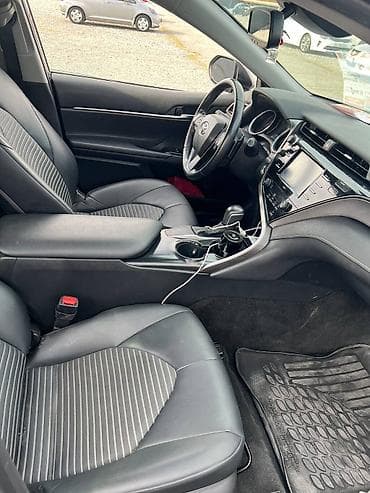 паджеро спорт: Toyota Camry: 2020 г., 2.5 л, Автомат, Бензин, Седан — 8