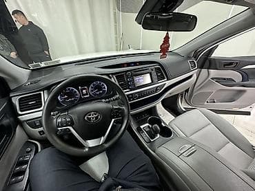 rav4 2007: Toyota Highlander: 2019 г., 3.5 л, Кроссовер — 9
