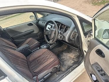 полка на фит: Honda Fit: 2004 г., 1.3 л, Вариатор, Бензин, Хэтчбэк — 5