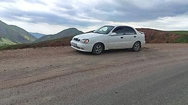 camry 1998: Daewoo Lanos: 1998 г., Седан — 3