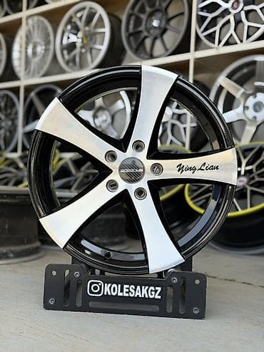 Литые Диски R 17 Комплект, отверстий - 5, Новый — 1