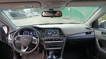 Hyundai Sonata: 2018 г., 2 л, Автомат, Бензин, Седан — 8