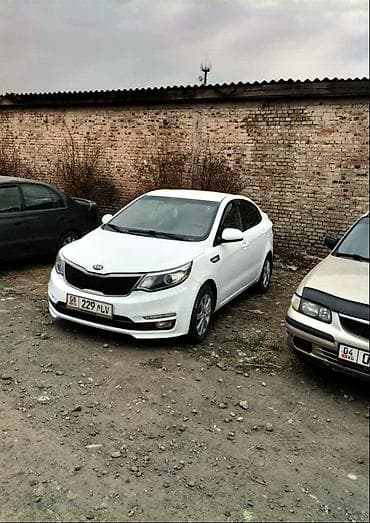 Kia Rio: 2015 г., 1.6 л, Ручные, Бензин, Седан