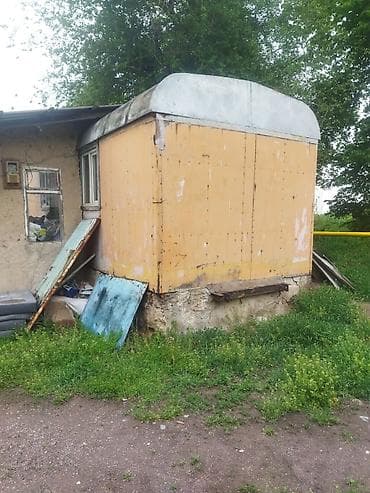 Вагон передвижной на колесах Описание: - Каркас металлический, обшивка