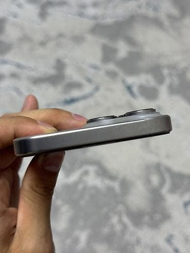 iphone 5c: IPhone 16 Pro Max Состояние отличное Акб: 92% / циклов 443 Память — 9